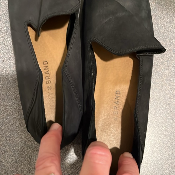 Lucky brand, soft, black leather loafers. - Picture 3 of 5
